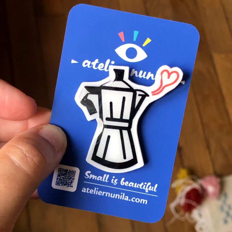 Pins cafetière moka Bialetti coeur - cadeau pour amateur de café - bijou accessoire vêtement fait main