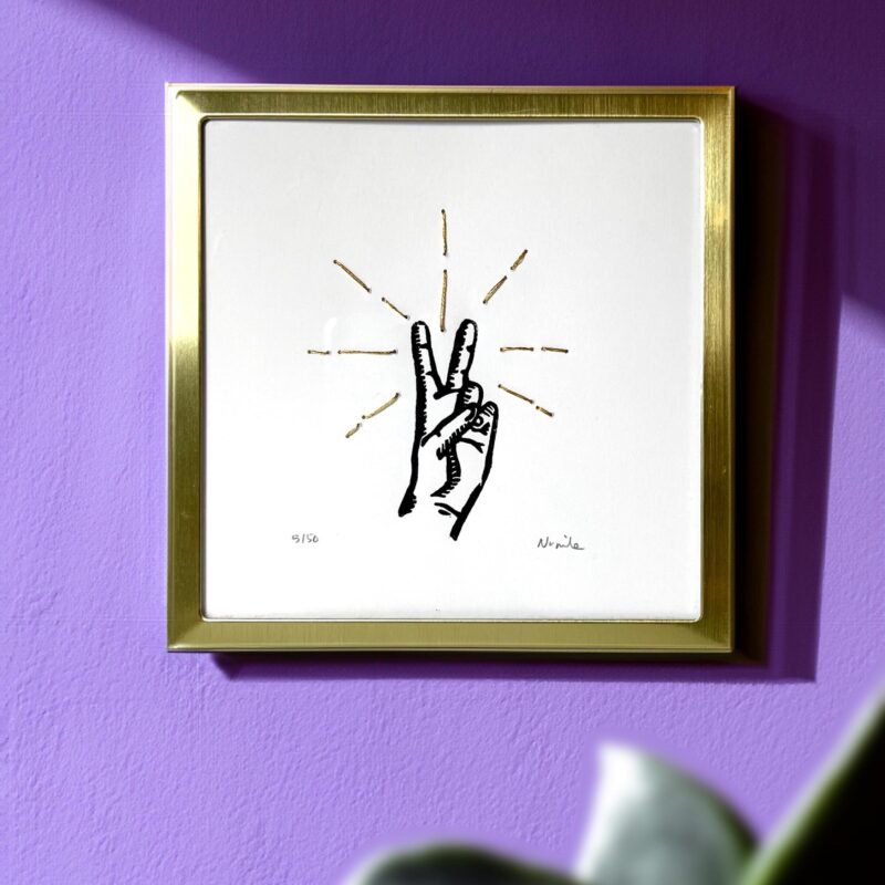 Gravure Signe V Peace