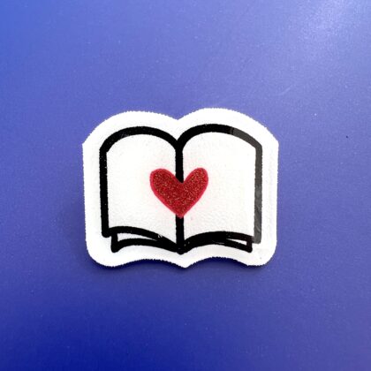 Pins Livre Cœur "J'aime Lire"