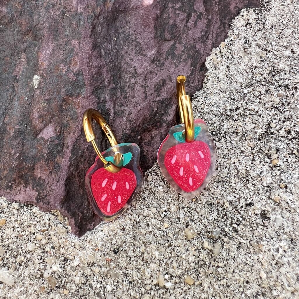 Boucles d'Oreilles Fraise Pailletées
